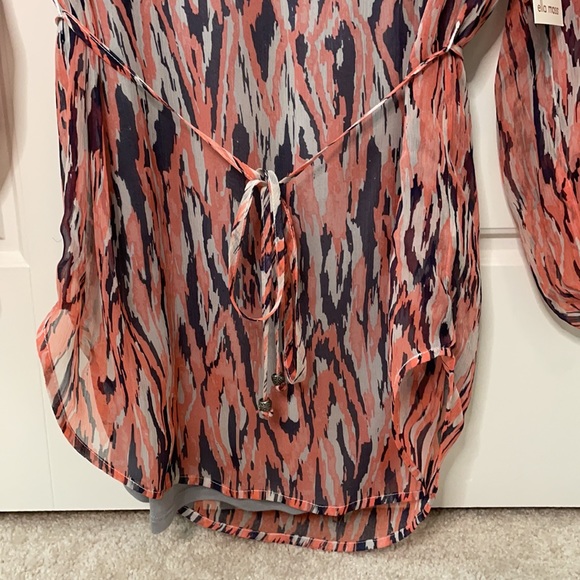 Ella Moss small tunic with grey tank top - Picture 3 of 16